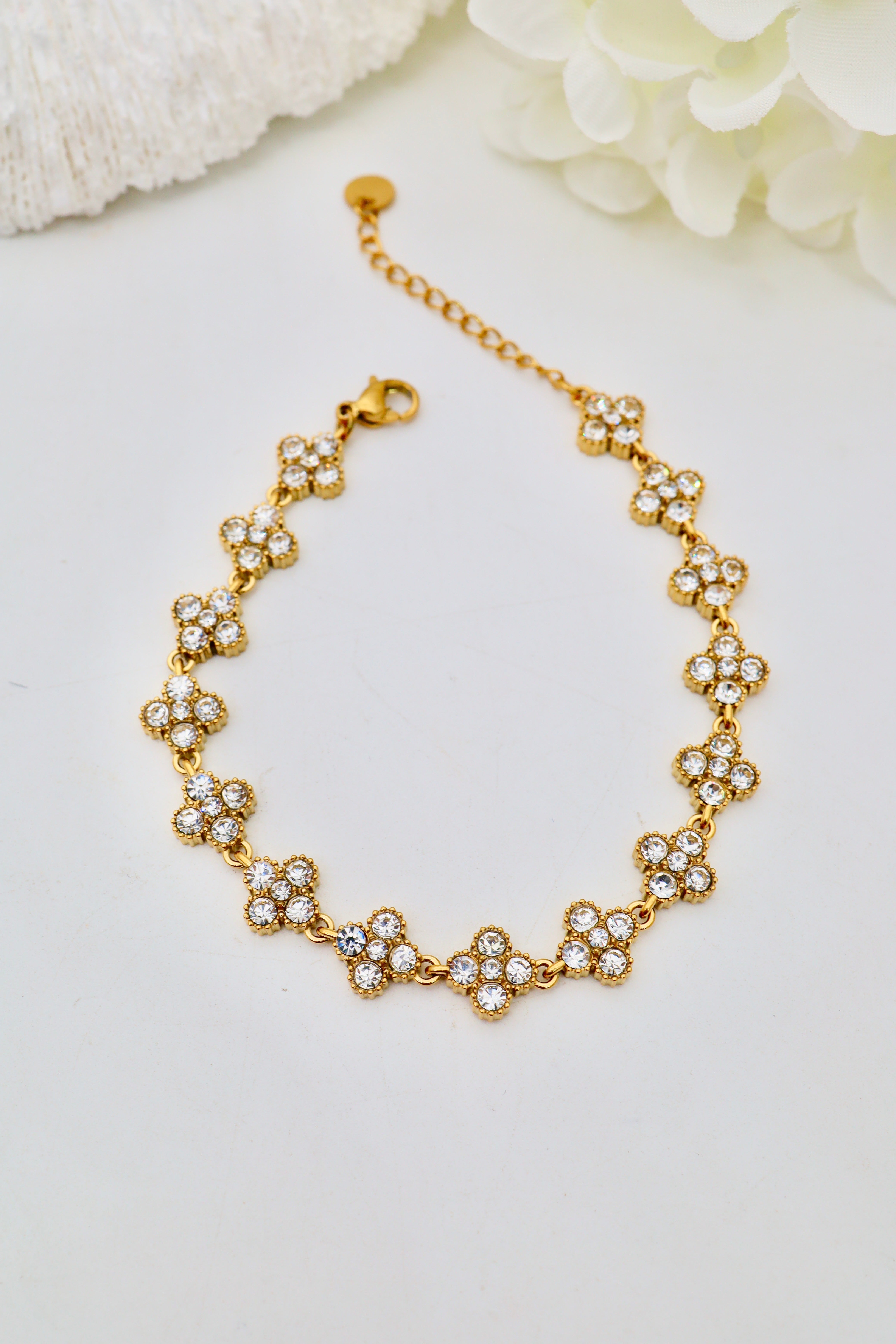 Idées cadeaux AVANA: offrir de la confiance, pas juste un bijou