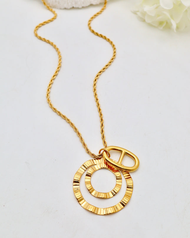 Collier chaîne fine - médaillon rond et ovale ajouré