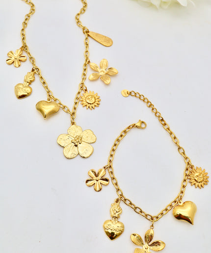 Bracelet  - Charms fleurs et coeurs